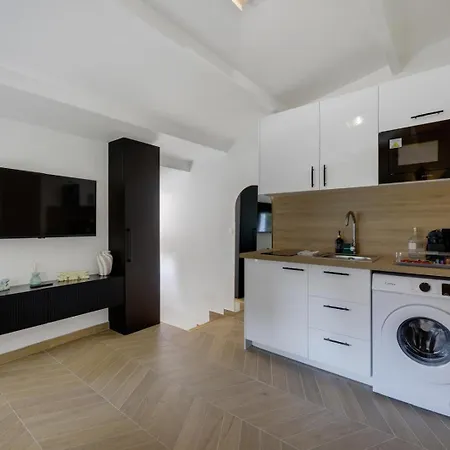 Maisonette Avec Sauna Proche Paris à 800m Du Metro *